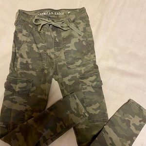 American eagle hi-rise camo jegging